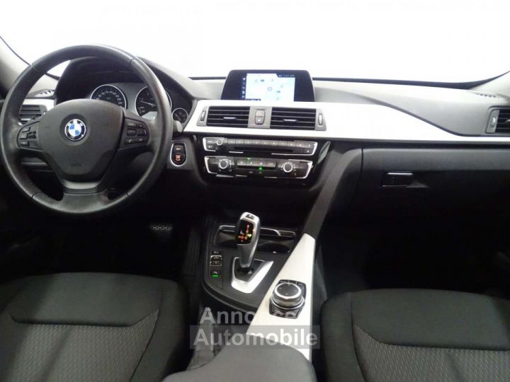 BMW Série 3 Gran Turismo 318 dA GT - 9