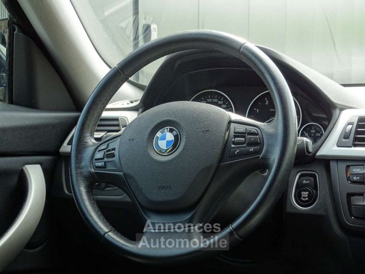 BMW Série 3 Gran Turismo 318 dA GT - 11