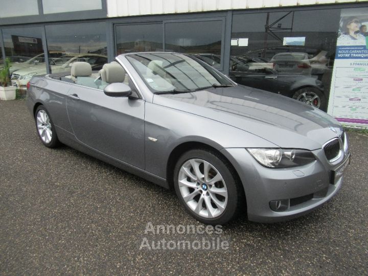 BMW Série 3 CAB E93 325i Luxe A - 3