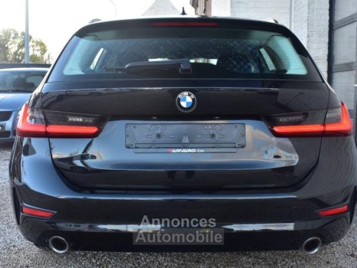 BMW Série 3 Touring  318i - 11