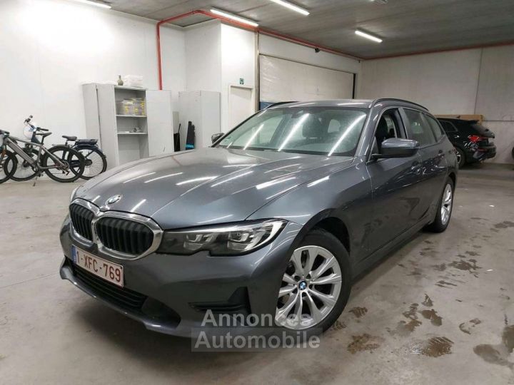 BMW Série 3 Touring 318 d G21 - 2