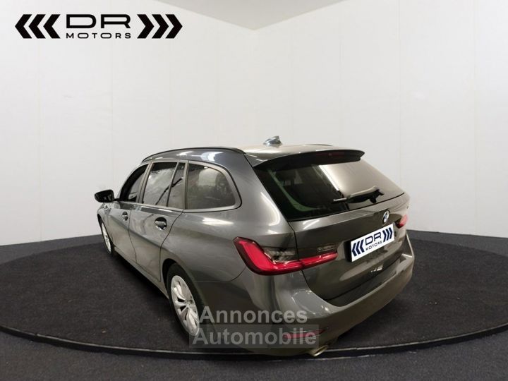 BMW Série 3 Touring 330 e ADVANTAGE - NAVI KEYLESS ENTRY PANODAK DAB HIFI - 3