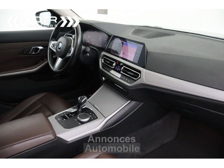 BMW Série 3 Touring 330 e ADVANTAGE - NAVI KEYLESS ENTRY PANODAK DAB HIFI - 15