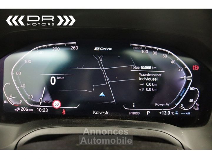 BMW Série 3 Touring 330 e ADVANTAGE - NAVI KEYLESS ENTRY PANODAK DAB HIFI - 35