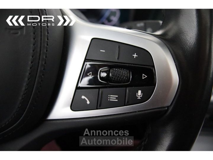 BMW Série 3 Touring 330 e ADVANTAGE - NAVI KEYLESS ENTRY PANODAK DAB HIFI - 37