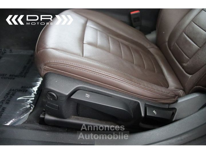 BMW Série 3 Touring 330 e ADVANTAGE - NAVI KEYLESS ENTRY PANODAK DAB HIFI - 41