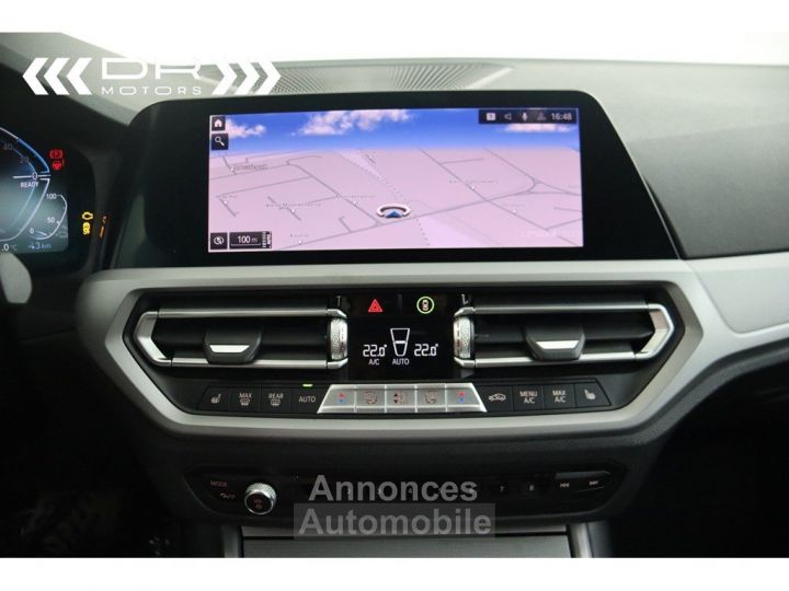 BMW Série 3 Touring 330 e ADVANTAGE - NAVI LED LEDER PANODAK TREKHAAK LIVE COCKPIT - 17