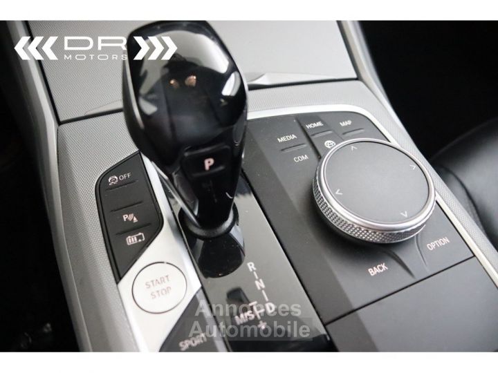 BMW Série 3 Touring 330 e ADVANTAGE - NAVI LED LEDER PANODAK TREKHAAK LIVE COCKPIT - 29