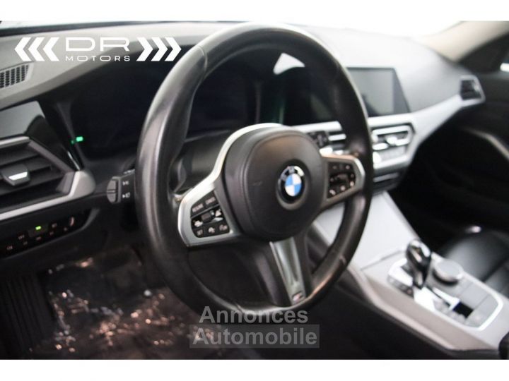 BMW Série 3 Touring 330 e ADVANTAGE - NAVI LED LEDER PANODAK TREKHAAK LIVE COCKPIT - 36