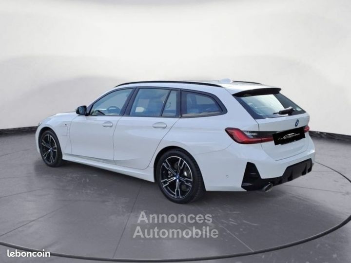 BMW Série 3 Touring 330e M Sport - 5