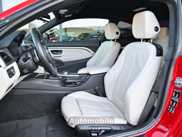 BMW Série 4 440i Coupe xDrive M Sportpaket Vollleder - 12