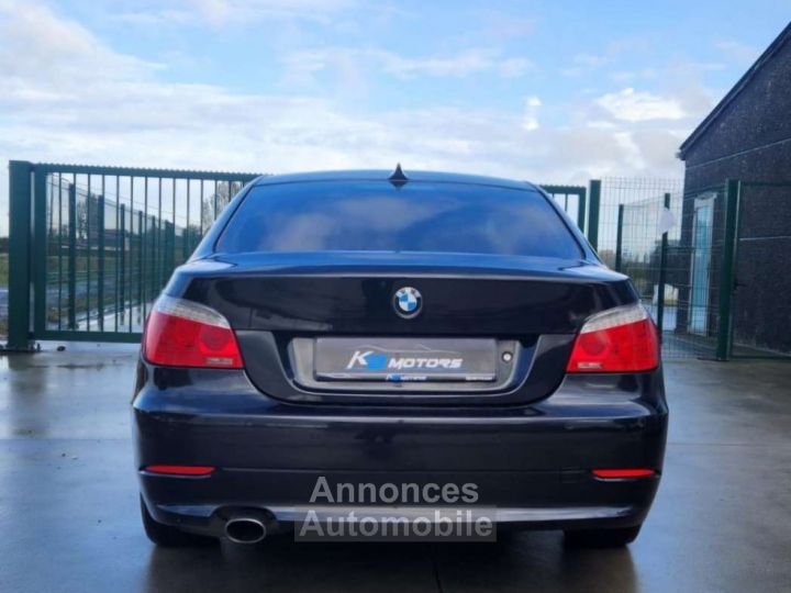 BMW Série 5 520 d SHOWROOM - 4