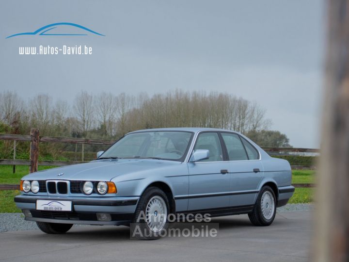 BMW Série 5 520 iA E34 - OLDTIMER - HISTORIEK - AUTOMAAT - CENTRALE VERGRENDELING - ARMSTEUN - BELGISCHE WAGEN - 1