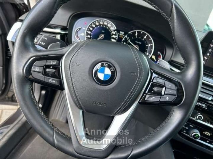 BMW Série 5 520 Saloon dA Berline - GPS Prof - Cam - LED - Trekh - Leder - 7