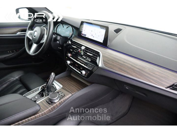 BMW Série 5 530 e M PACK - NAVI HARMANN KARDON ADAPTIVE CRUISE LED HEAD UP - 15