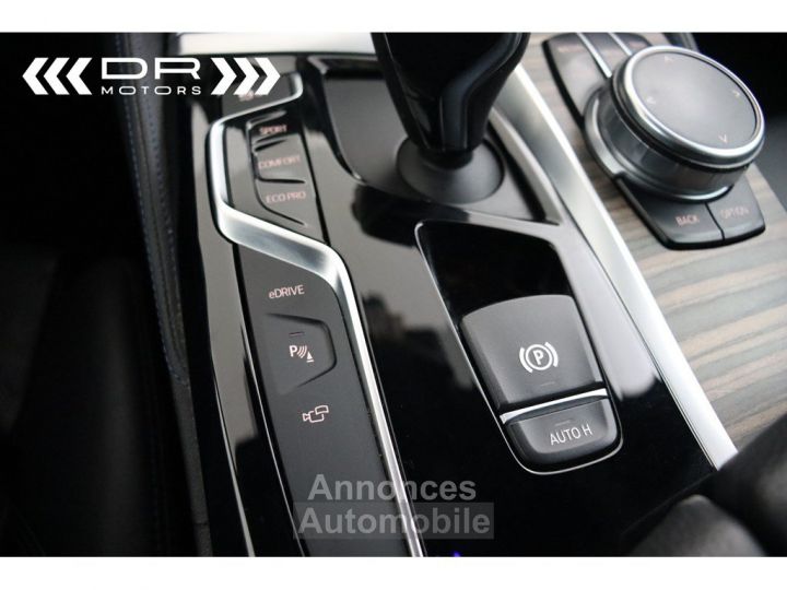 BMW Série 5 530 e M PACK - NAVI HARMANN KARDON ADAPTIVE CRUISE LED HEAD UP - 28