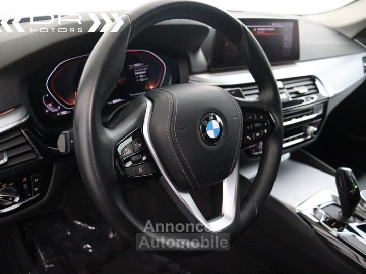 BMW Série 5 530 iA - LED NAVI PROFESSIONAL COCKPIT ALU 18" - 38