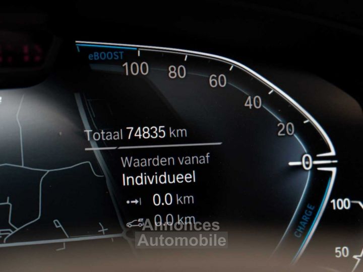 BMW Série 5 530 Saloon e Hybrid M Sport Individual Rear Seat TV SoftClose - 28