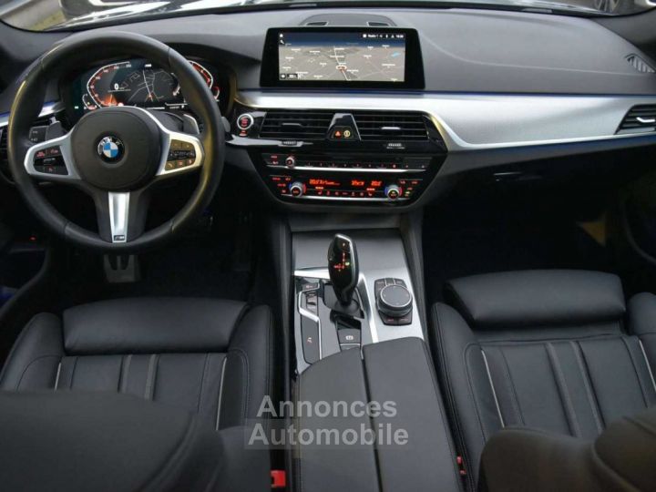 BMW Série 5 Touring 520 520iA - M PAKKET - PANO DAK - CAMERA - MEMORY - FULL - 7