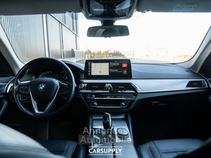 BMW Série 5 Touring 520 520iA - Panoramisch dak - Apple Carplay - 9