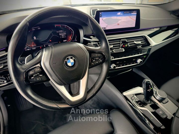 BMW Série 5 Touring 520 dA 1ERPRO VIRT.COCKPIT PANO CUIR TVA ETC - 12