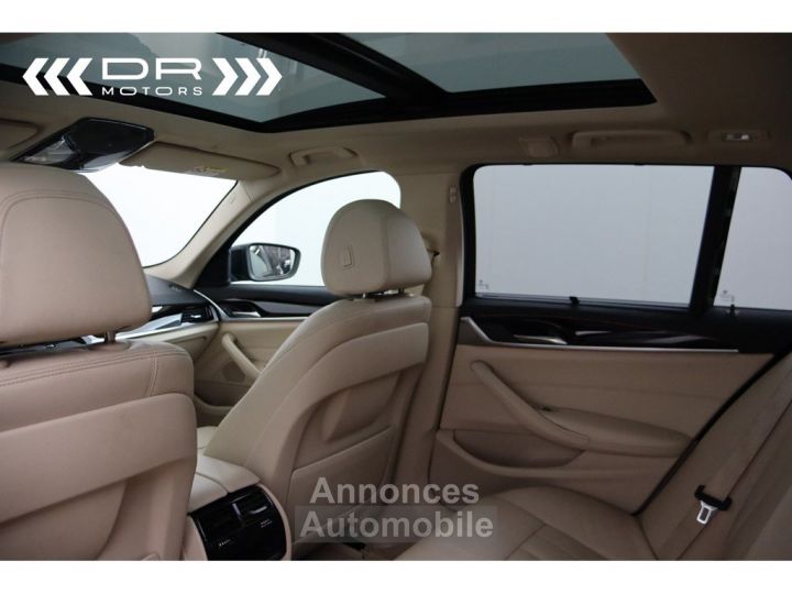 BMW Série 5 Touring 520 dA - NAVI LEDER PANODAK KEYLESS ENTRY - 45