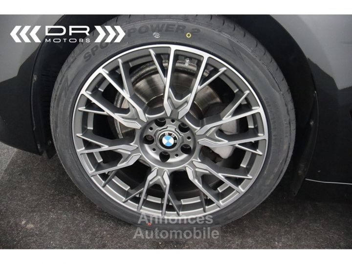 BMW Série 5 Touring 520 dA - NAVI LEDER PANODAK KEYLESS ENTRY - 52