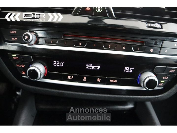 BMW Série 5 Touring 520 dA SPORTLINE - LEDER NAVI PROFESSIONAL LED - 29