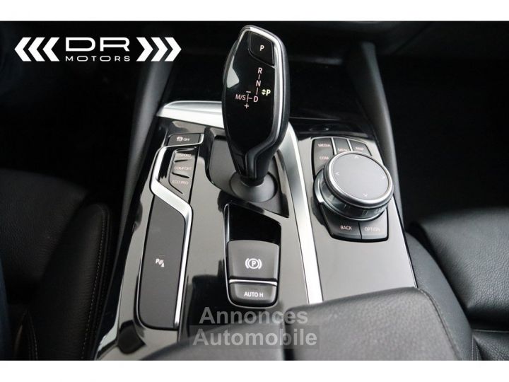 BMW Série 5 Touring 520 dA SPORTLINE - LEDER NAVI PROFESSIONAL LED - 31