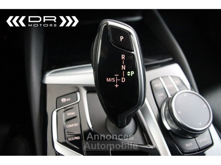 BMW Série 5 Touring 520 dA SPORTLINE - LEDER NAVI PROFESSIONAL LED - 32