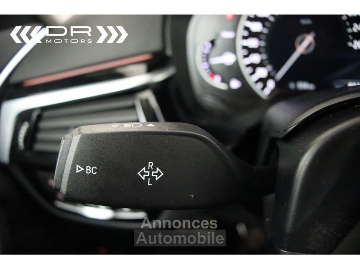 BMW Série 5 Touring 520 dA SPORTLINE - LEDER NAVI PROFESSIONAL LED - 36