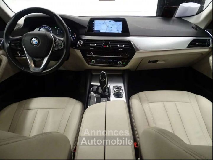 BMW Série 5 Touring 520 dA XDrive - 6