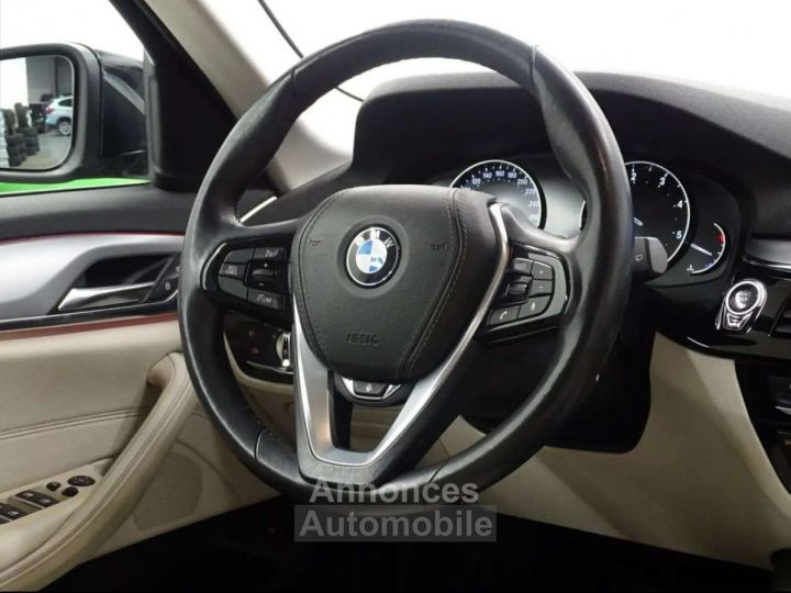 BMW Série 5 Touring 520 dA XDrive - 10