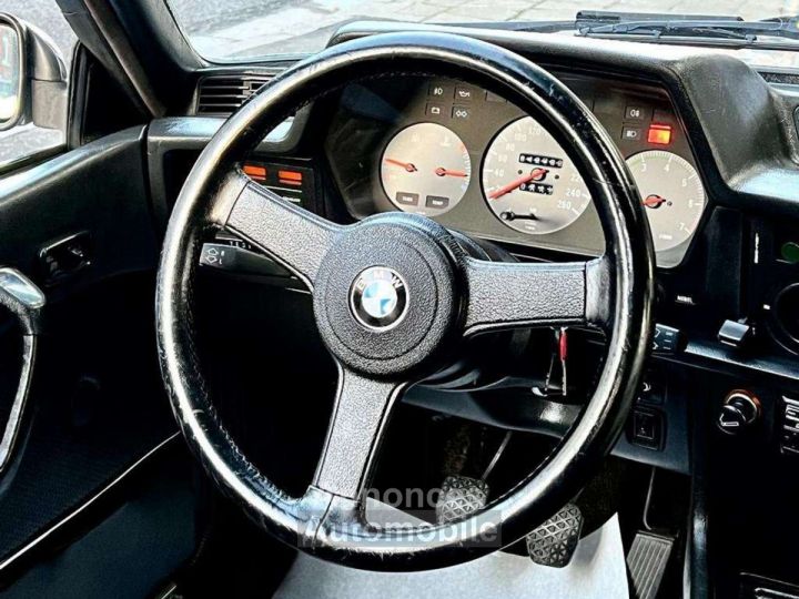 BMW Série 6 635 CSI 218cv BV5 SIEGES RECARO - 11