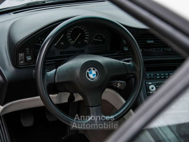 BMW Série 8 850 i - 20