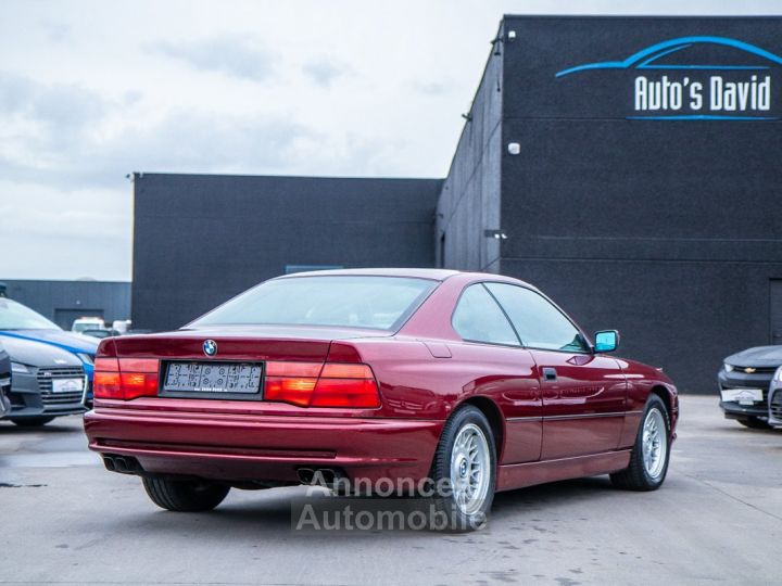 BMW Série 8 850i 5.0 V12 Coupé E31 - OLDTIMER - HISTORIEK - AIRCO - ZETELVERWARMING - CAMERA - 12