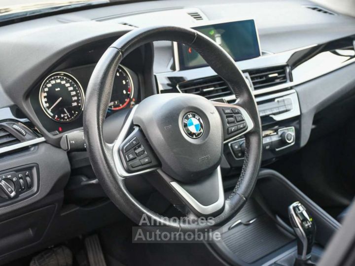 BMW X1 1.5 dA - PANO - LEDER - PDC - NAVI - LICHTE VRACHT - - 12