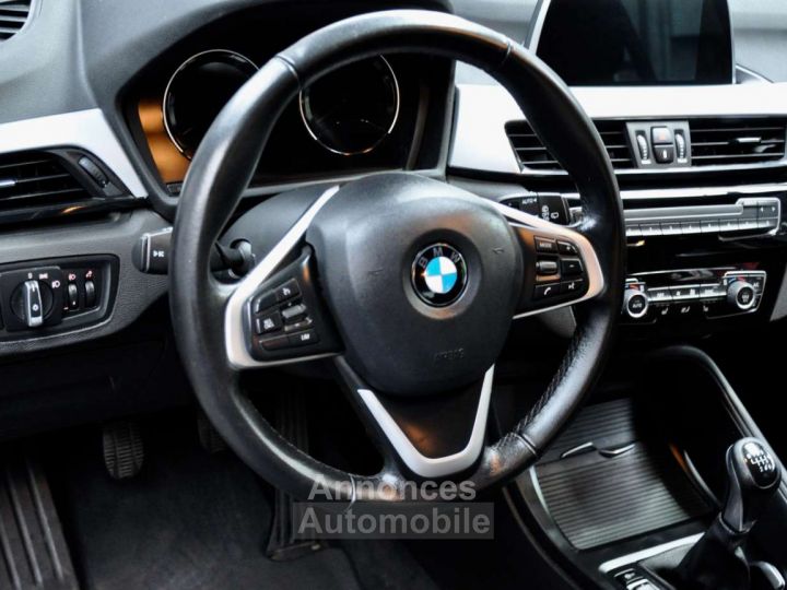 BMW X1 1.5i sDrive18 140cv - 12