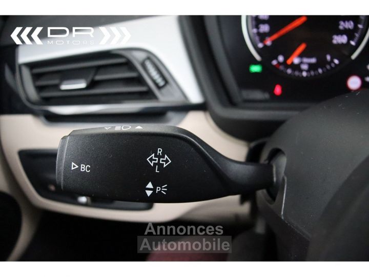 BMW X1 16d sDrive ADVANTAGE BUSINESS - NAVI LEDER TREKHAAK - 31