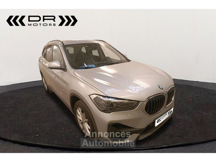 BMW X1 16dA sDrive ADVANTAGE BUSINESS - LED NAVI LEDER TREKHAAK - 2