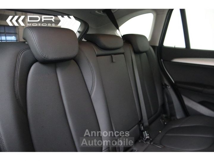 BMW X1 16dA sDrive ADVANTAGE BUSINESS - LED NAVI LEDER TREKHAAK - 17