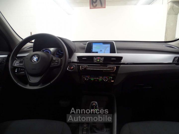 BMW X1 18dA SDrive - 11