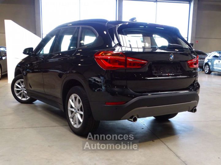 BMW X1 18dA SDrive - 4