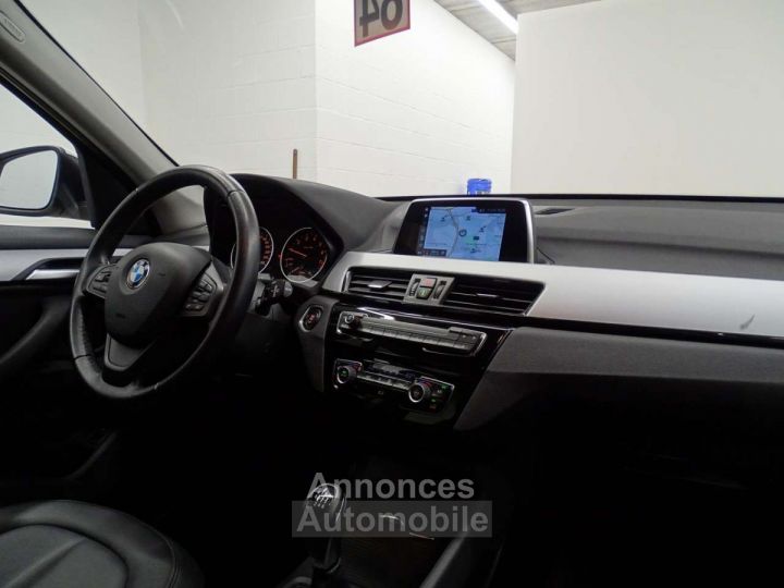 BMW X1 18i sDrive - 9