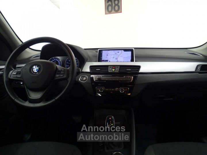 BMW X1 18iA sDrive - 11