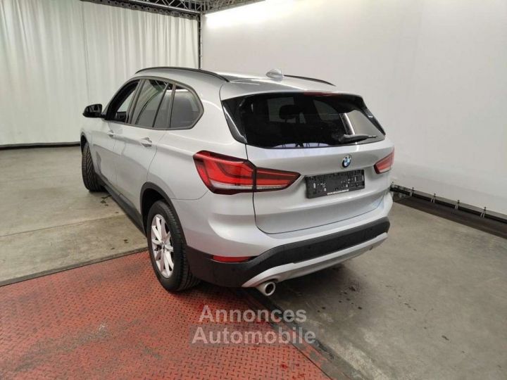 BMW X1 18iA sDrive - 4