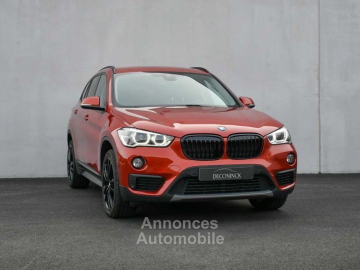 BMW X1 2.0d xDrive - HUD - CAMERA - ACC - LED - LEDER - LANE ASSIST - - 3