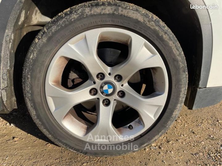 BMW X1 E84 LCI sDrive 16d 116 ch Premiere A - 17