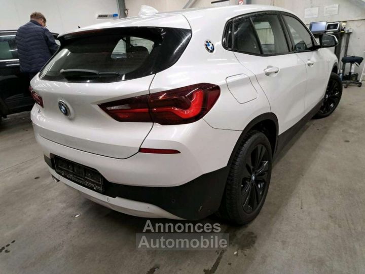 BMW X2 18iA sDrive FULL LED-SIEGES SPORT-NAVI PRO-CRUISE - 3