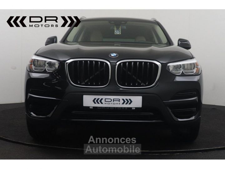 BMW X3 sDrive 18dA - LEDER NAVI -LED - 7